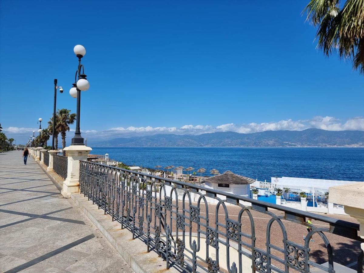 Apartamento Loft Magna Grecia Reggio Calabria Centro Storico A 3 Minuti A Piedi Dal Mare Exterior foto