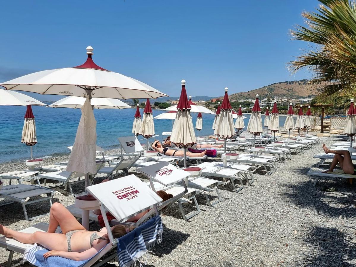 Apartamento Loft Magna Grecia Reggio Calabria Centro Storico A 3 Minuti A Piedi Dal Mare Exterior foto