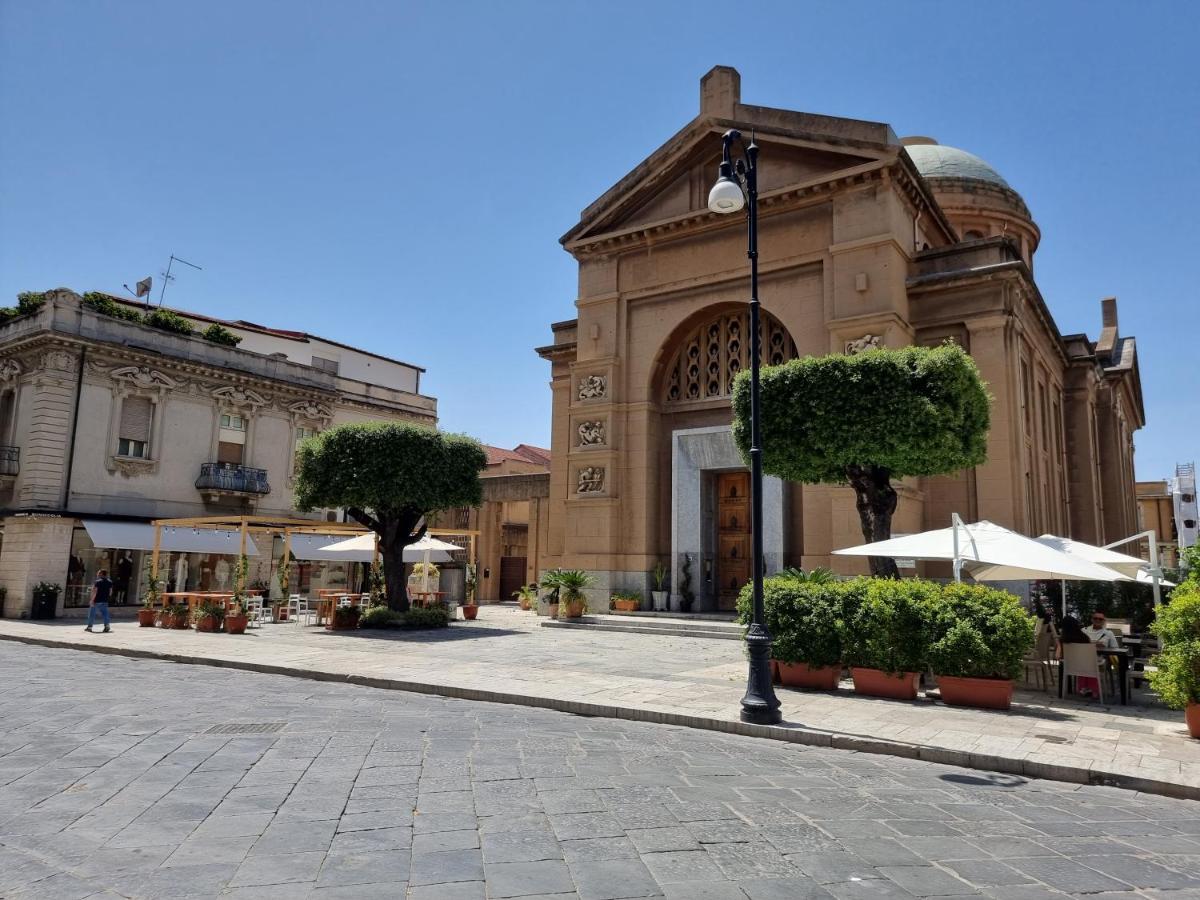 Apartamento Loft Magna Grecia Reggio Calabria Centro Storico A 3 Minuti A Piedi Dal Mare Exterior foto