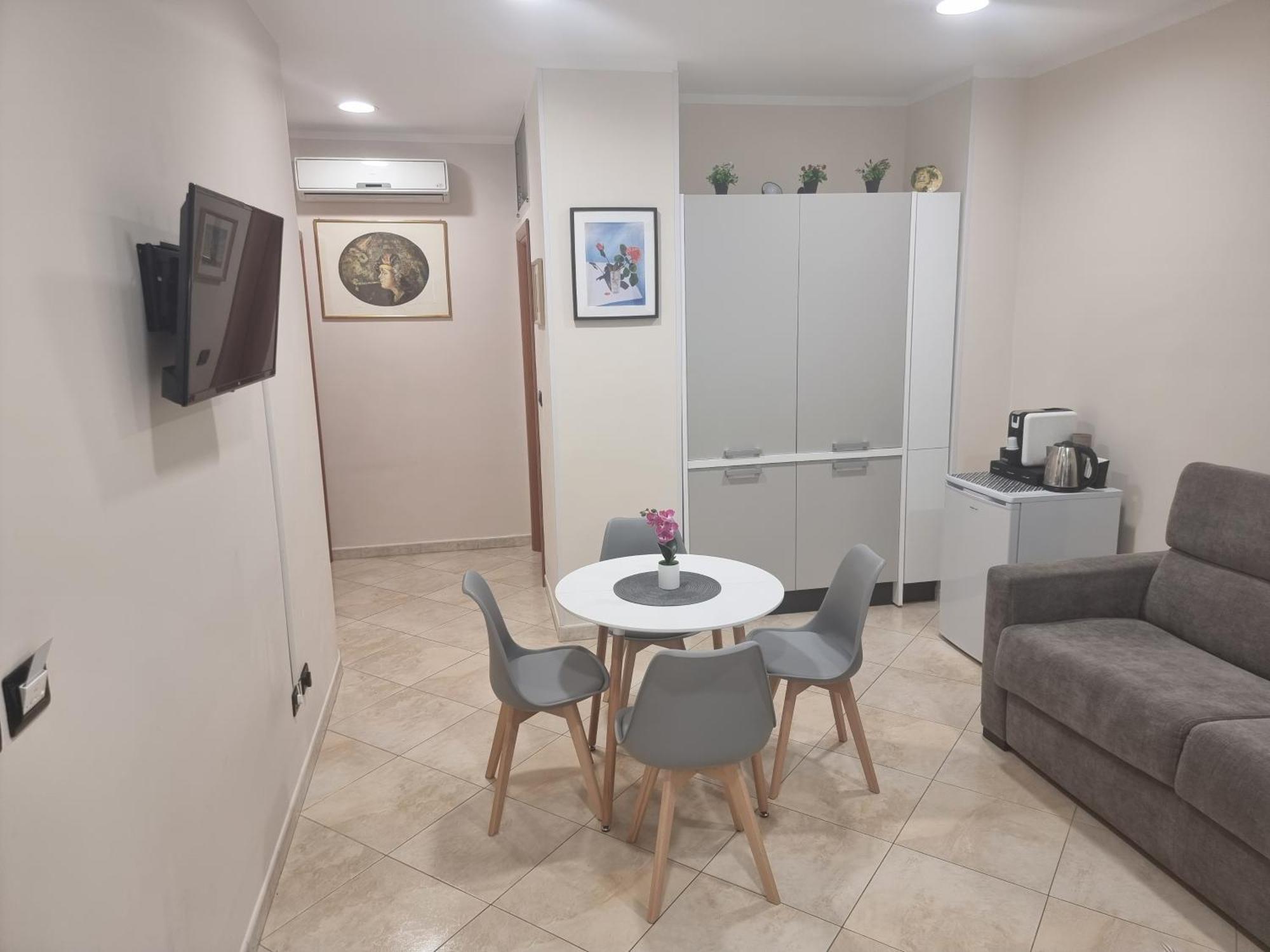Apartamento Loft Magna Grecia Reggio Calabria Centro Storico A 3 Minuti A Piedi Dal Mare Exterior foto